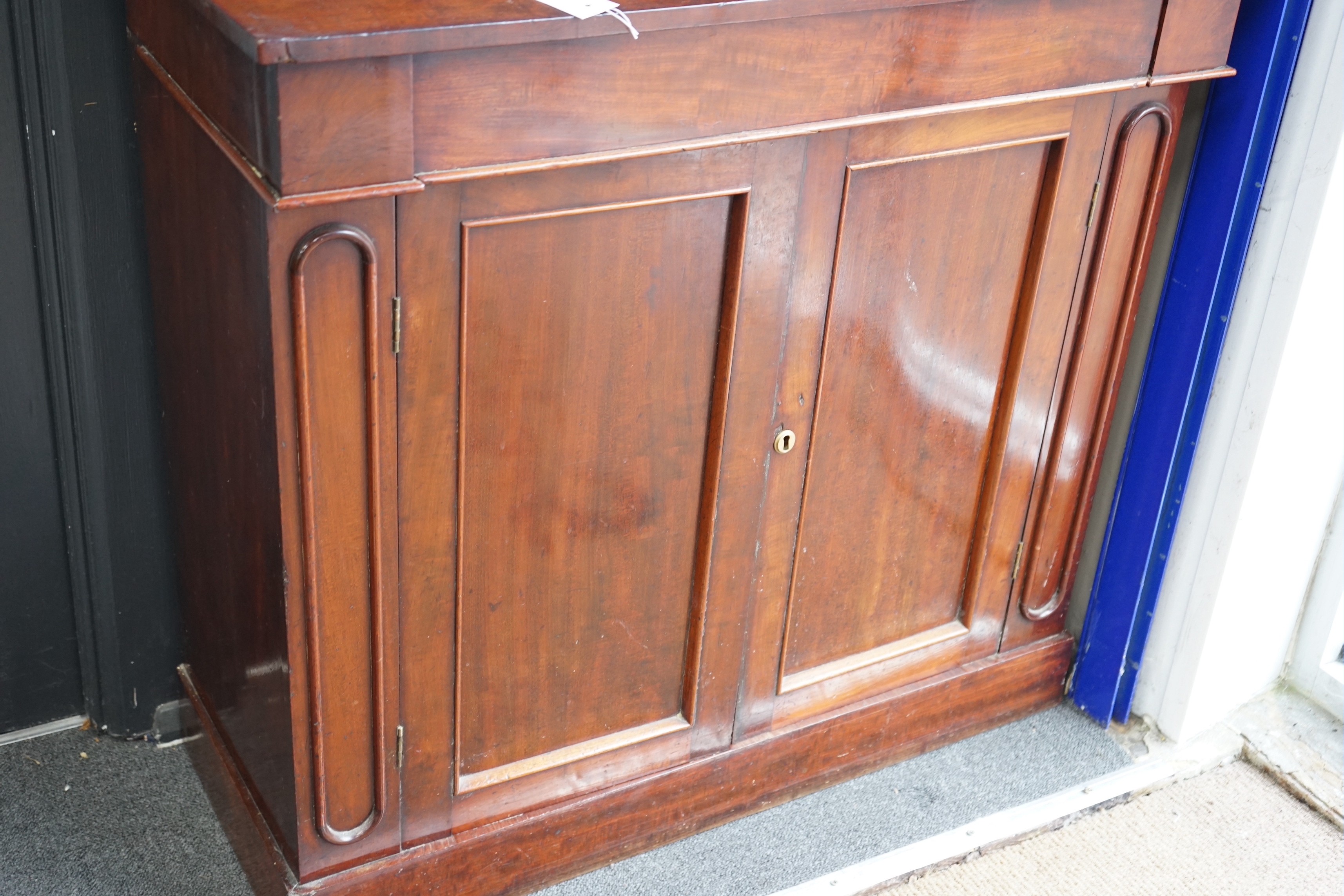 A Victorian mahogany chiffonier, width 91cm, depth 43cm, height 123cm